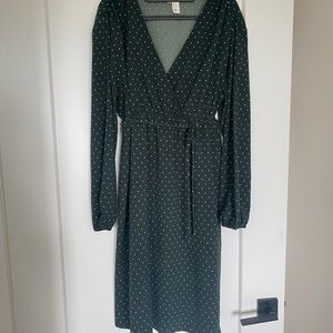 H&M MAMA size large maternity dress, green with gold/white dots, knee-length